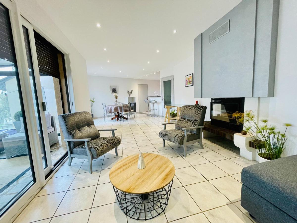 Maison T2 De 70 M2 Avec Jardin Et Veranda Rignac  Zewnętrze zdjęcie